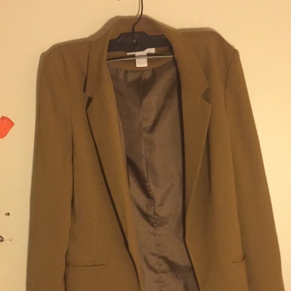 Blazer - Picture 1 of 1